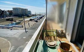 Vue Mer Et Garage Prive, Studio Balcon Plein Sud